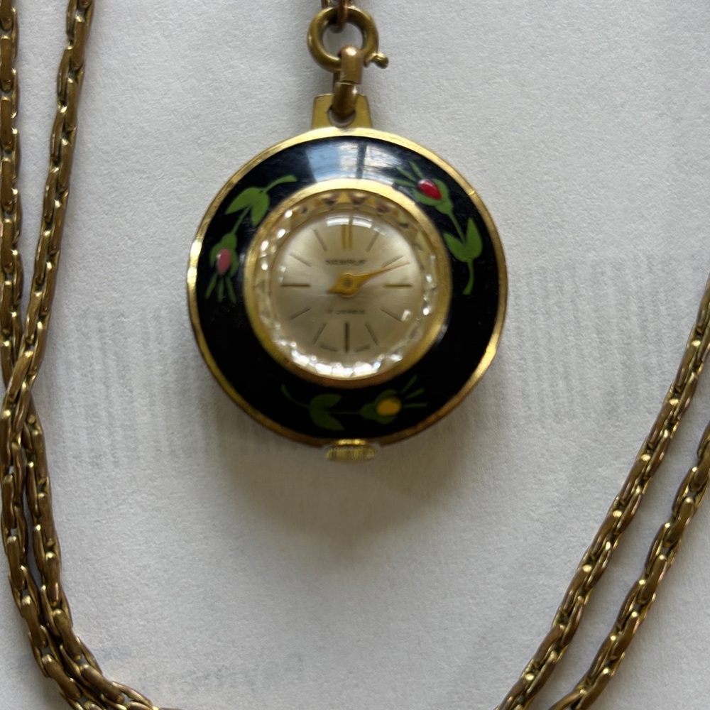 Vintage Gold-Tone Black Enamel Floral Pendant Watch Necklace